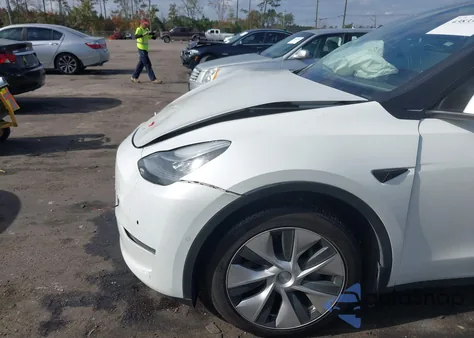 2022 Tesla Model Y Long Range Dual Motor All-Wheel Drive from USA, damaged, VIN 7SAYGAEE9NF365927